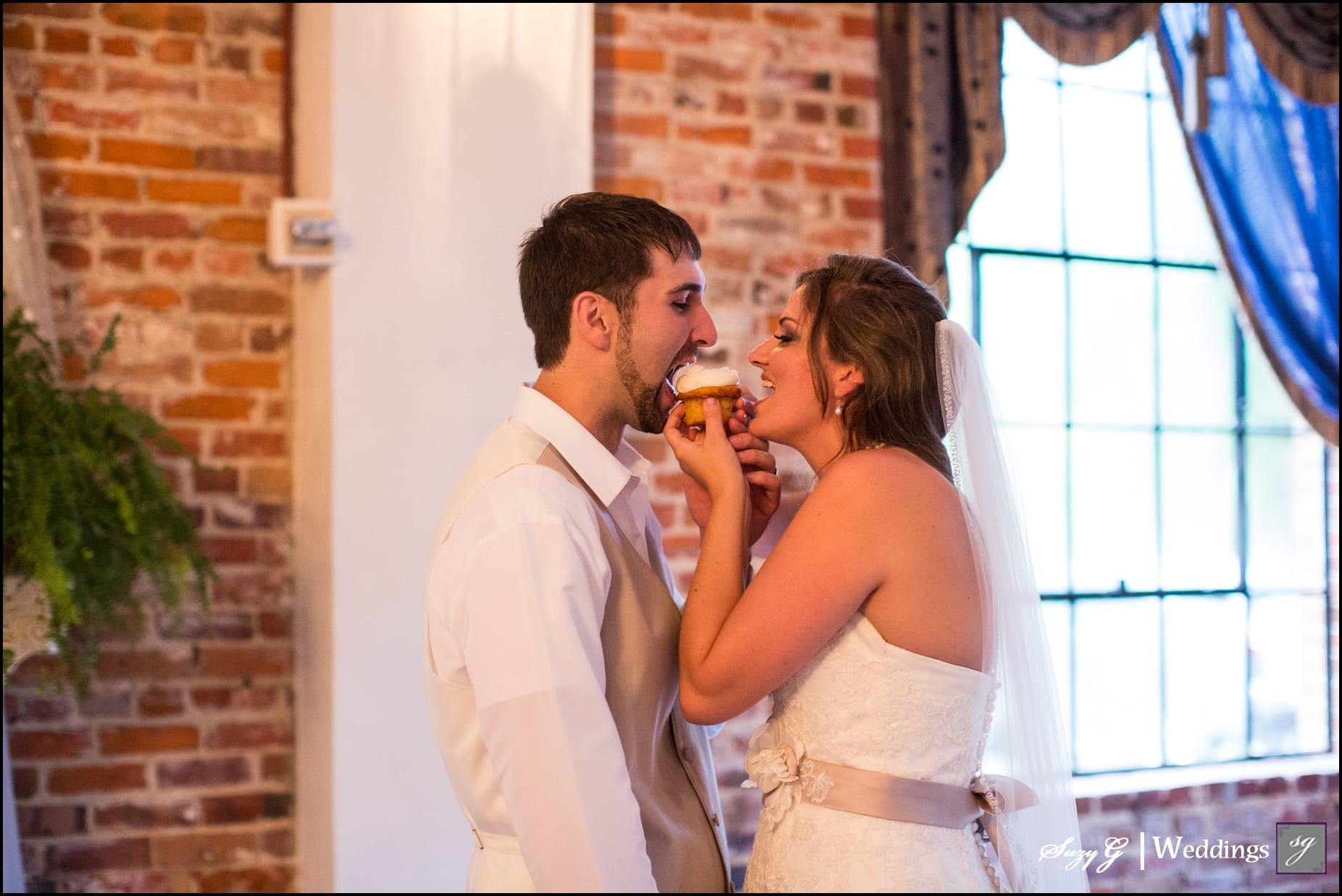 Amanda & Aaron ~ Point-Aux-Loups Springs Ballroom ~ Louisiana Wedding  Photography ~ Suzy G ~ New Orleans & Louisiana Wedding Photography