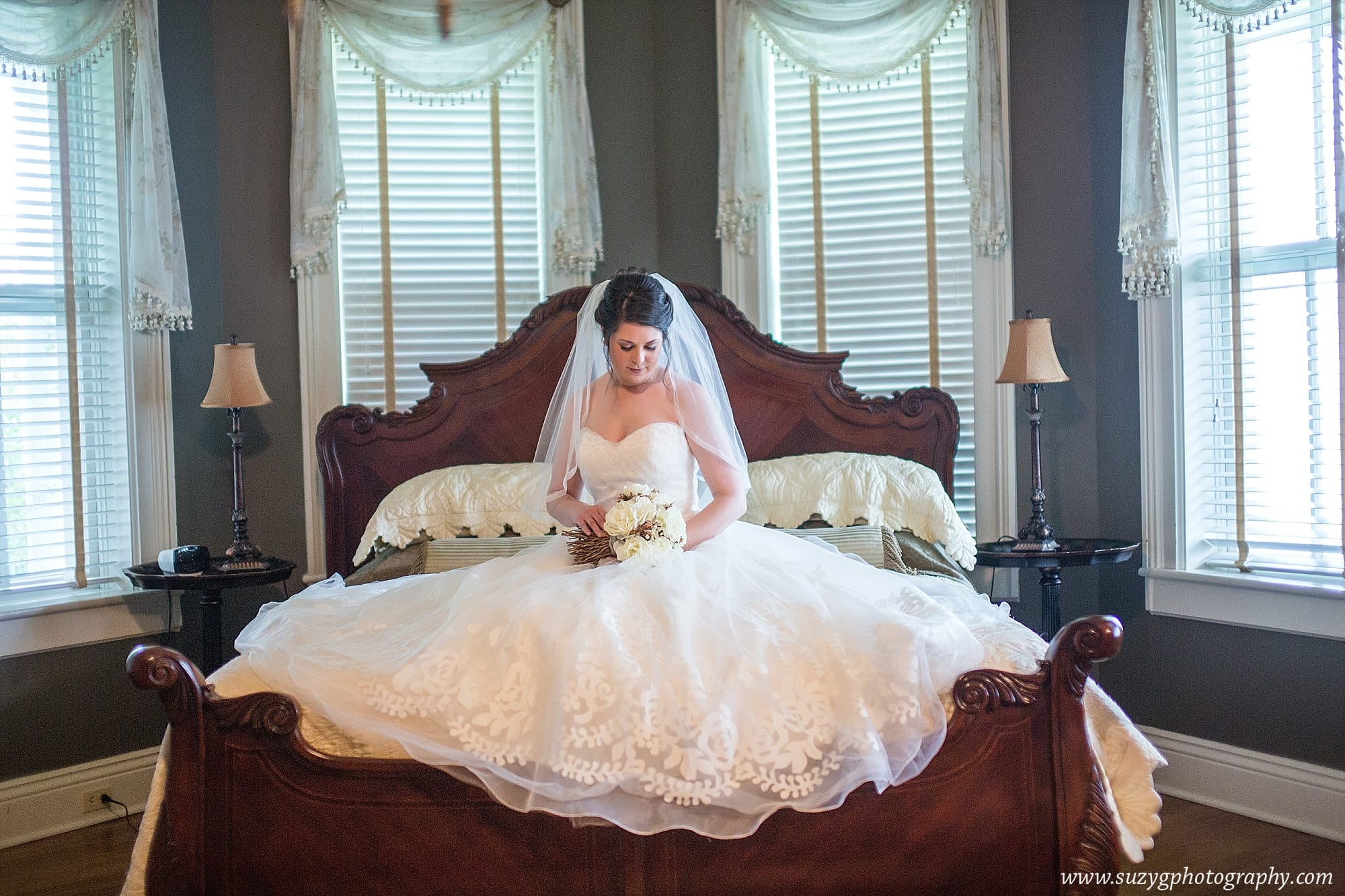the caldwell house-bridal photography-abbeyville- weddings-suzy g-photography-suzygphotography-_0011